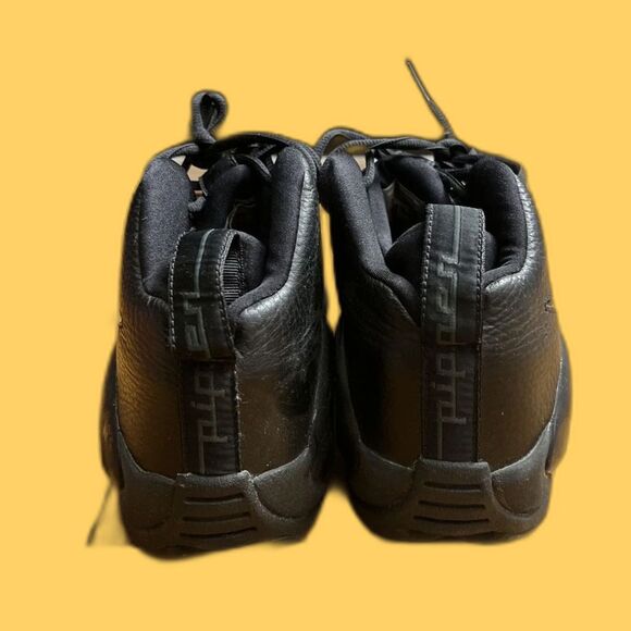 Nike Pippen 2 Triple Black 2006 Shoes Sneakers Size 12 312545-002 - Picture 3 of 5